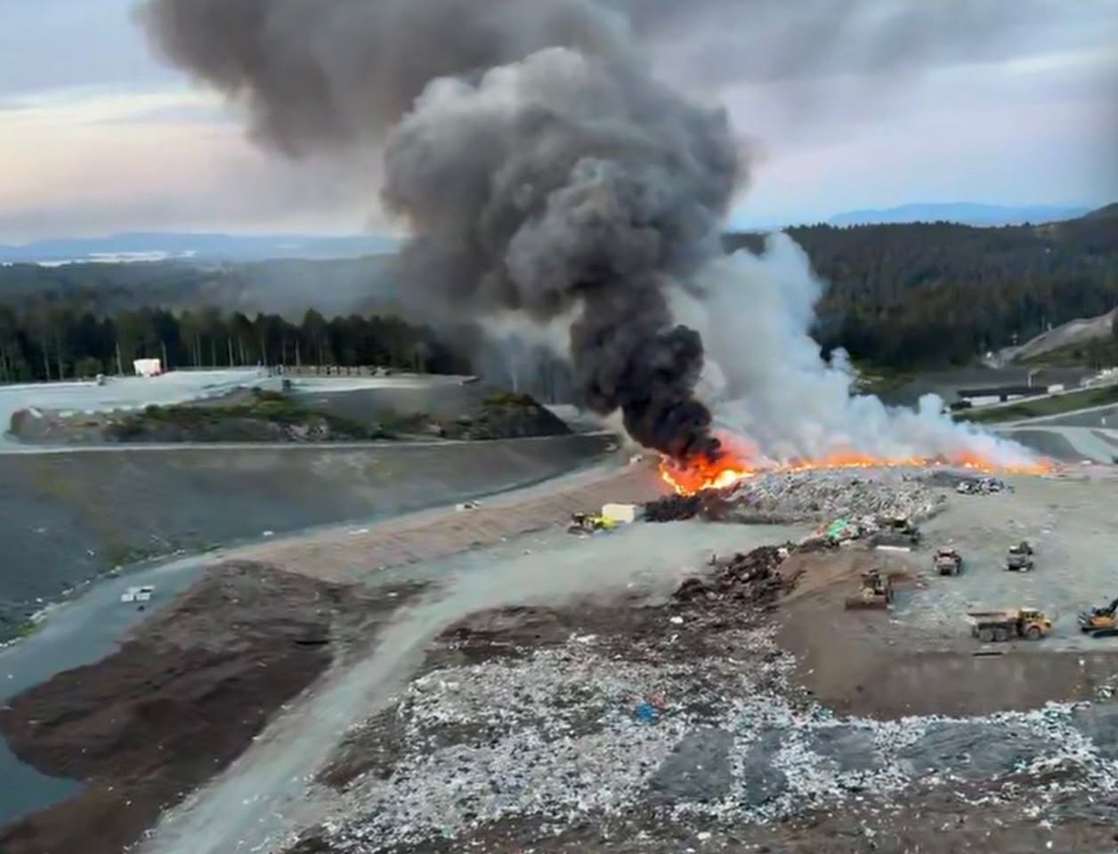Overnight Blaze at Hartland Landfill Raises Concerns Over Lithium-Ion Battery Risks
